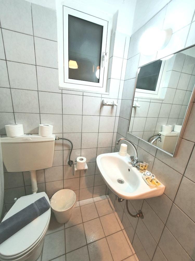 Patras Port Apartment Экстерьер фото